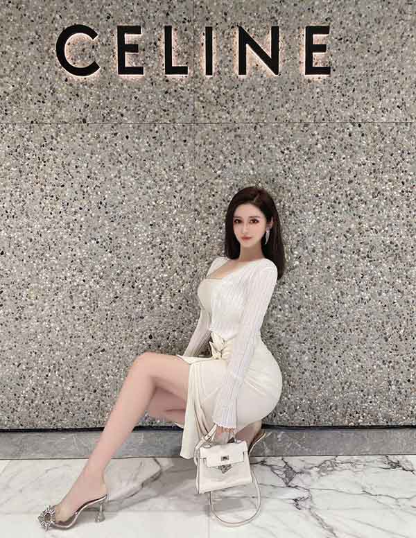 新加坡高端模特经纪人